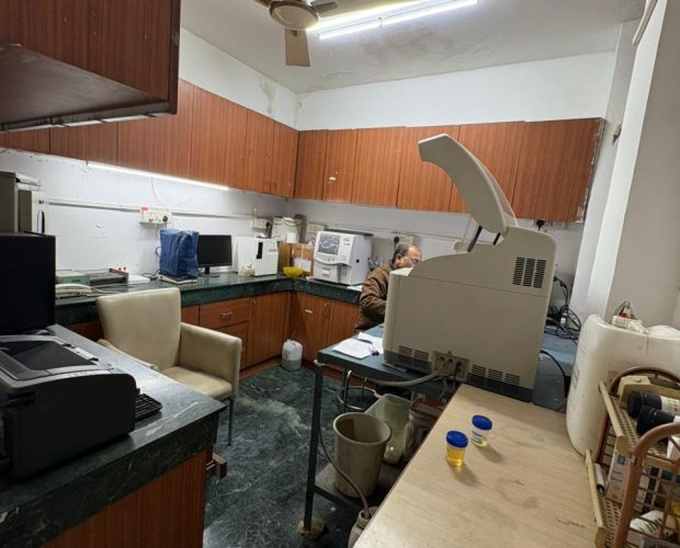 Khanna hospital_laboratory